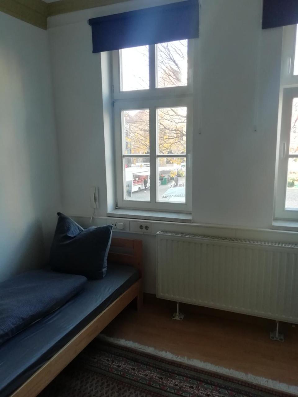 Apartment Am Jenaer Markt, Mitten Im Zentrum, Fuer Bis Zu 5 Und 6 Personen